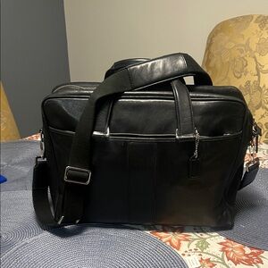 Coach  Black Leather Men's cross  Bag